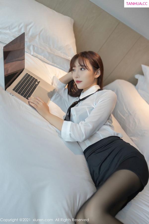 陆萱萱  女神总裁陆萱萱 双人房的故事第16张图片